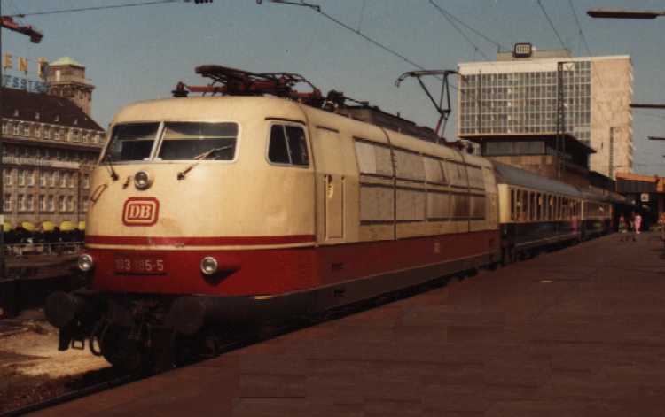 TEE 大型サボ ラインゴルトBrig - Amsterdam Rheingold (1983-1987)