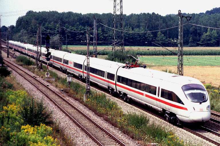 フライシュマン製　ＤＢ（ドイツ）　 ICE1　 401　564-0　先頭車　T車 ドイツ高速列車 ICE 1 Fleischman 4440-4449 - DB103のKleines
